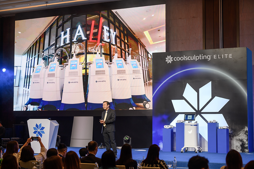 CoolSculpting Elite Launch in Bangkok Speaker Dr. Terence Tan Singapore